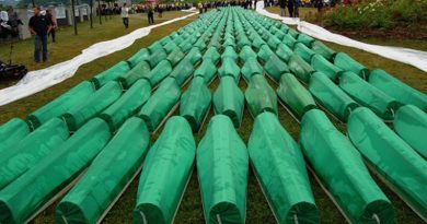 Acı Yolunda İki Durak #Srebrenitsa